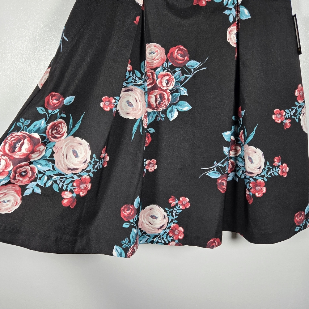 NEW Heart Soul Black Floral Pleated Front A-Line Skirt Juniors Size 9 - Picture 4 of 13